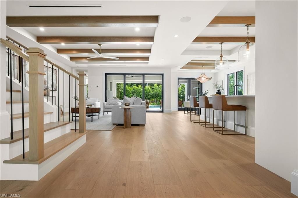 1120 10th Ave N, Naples, FL 34102 Photo