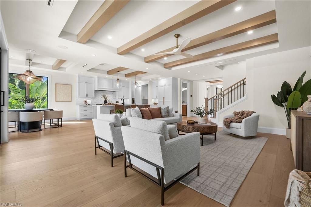 1120 10th Ave N, Naples, FL 34102 Photo