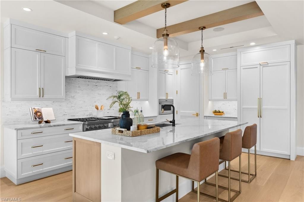 1120 10th Ave N, Naples, FL 34102 Photo