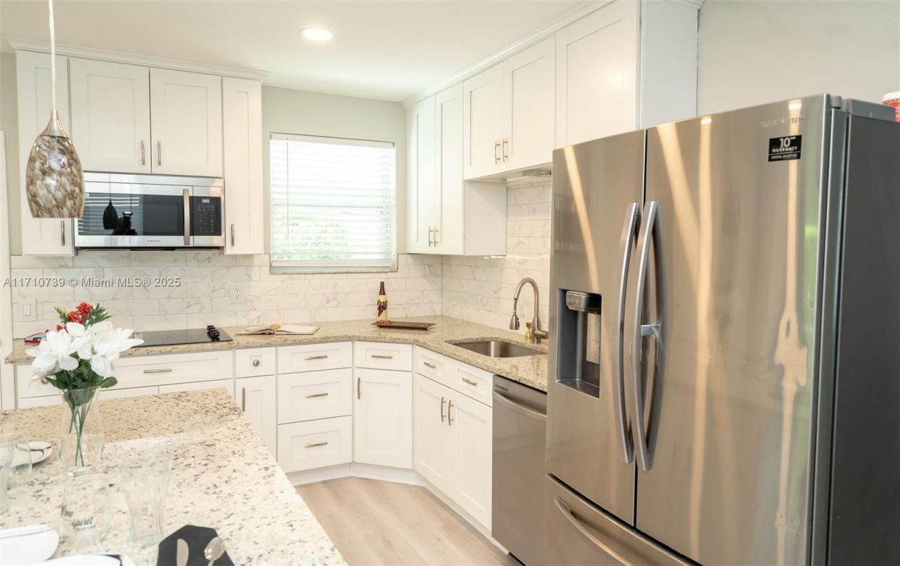 2230 SW 60th Ct, Miami, FL 33155 Photo