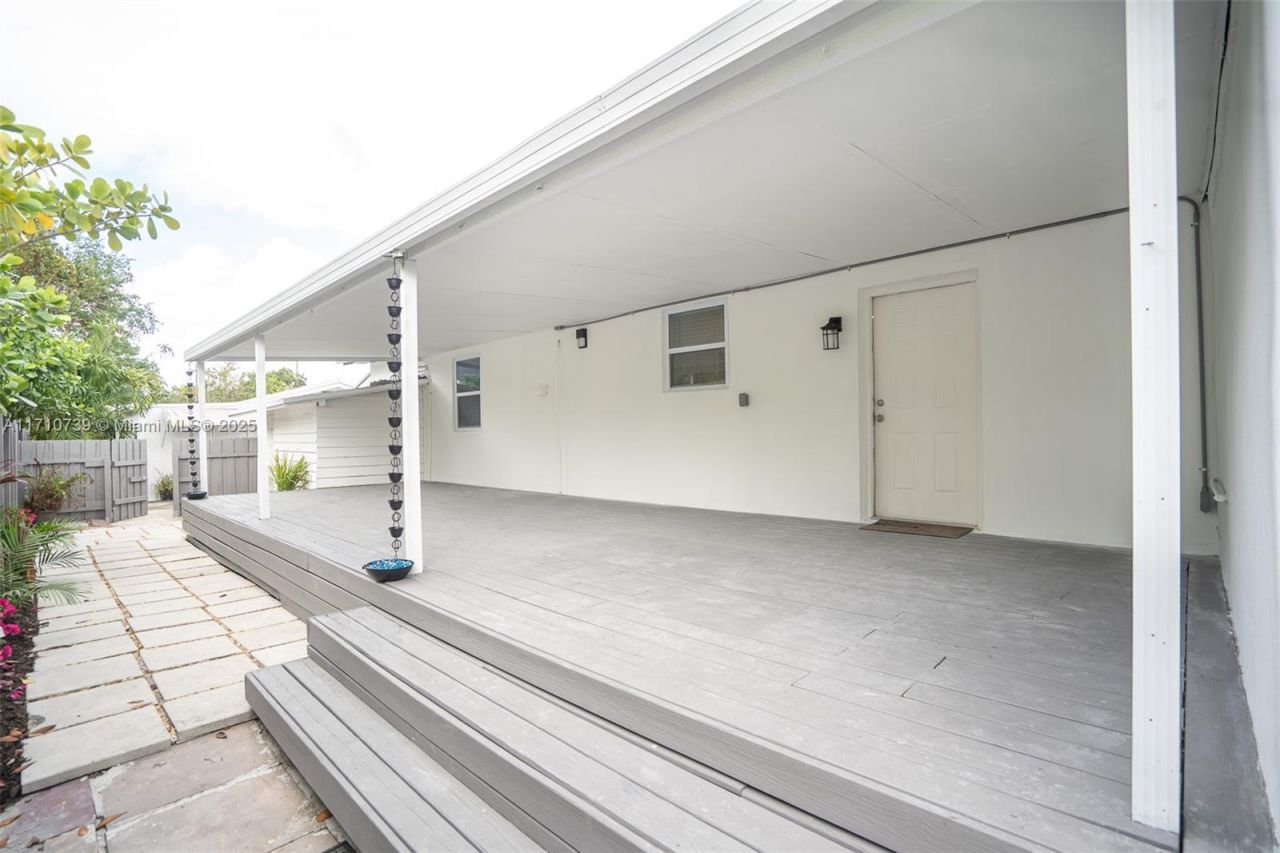 2230 SW 60th Ct, Miami, FL 33155 Photo