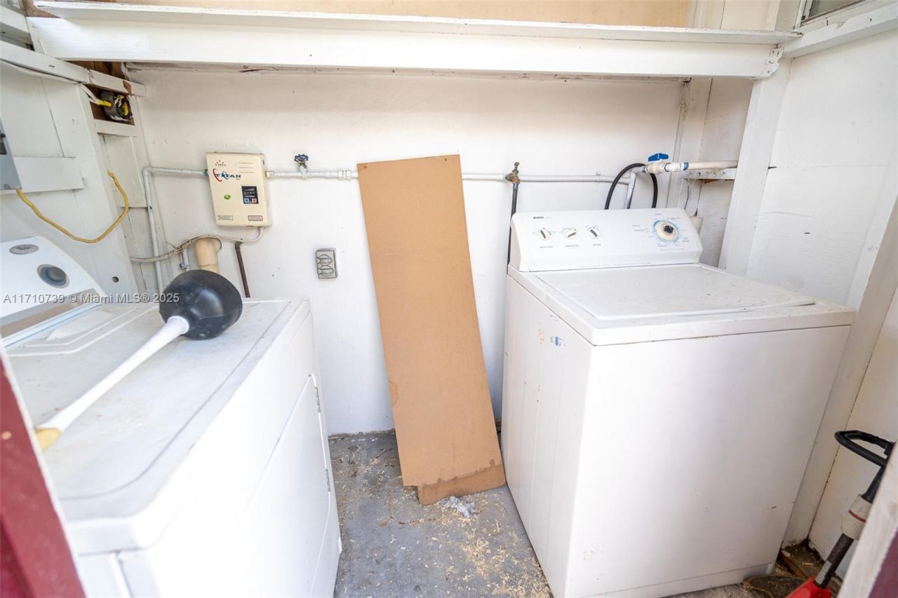 2230 SW 60th Ct, Miami, FL 33155 Photo