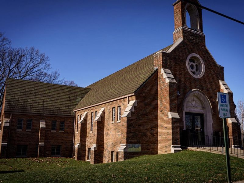 122 W Church Street, Pickerington, OH 43147 Photo 1