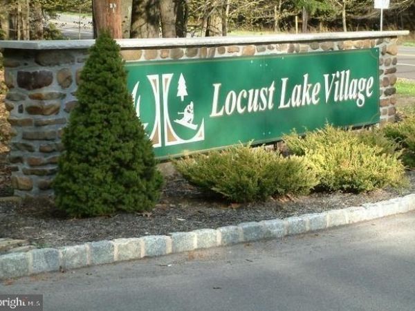 1207 & 1208 BEECH LANE, POCONO LAKE, PA 18347