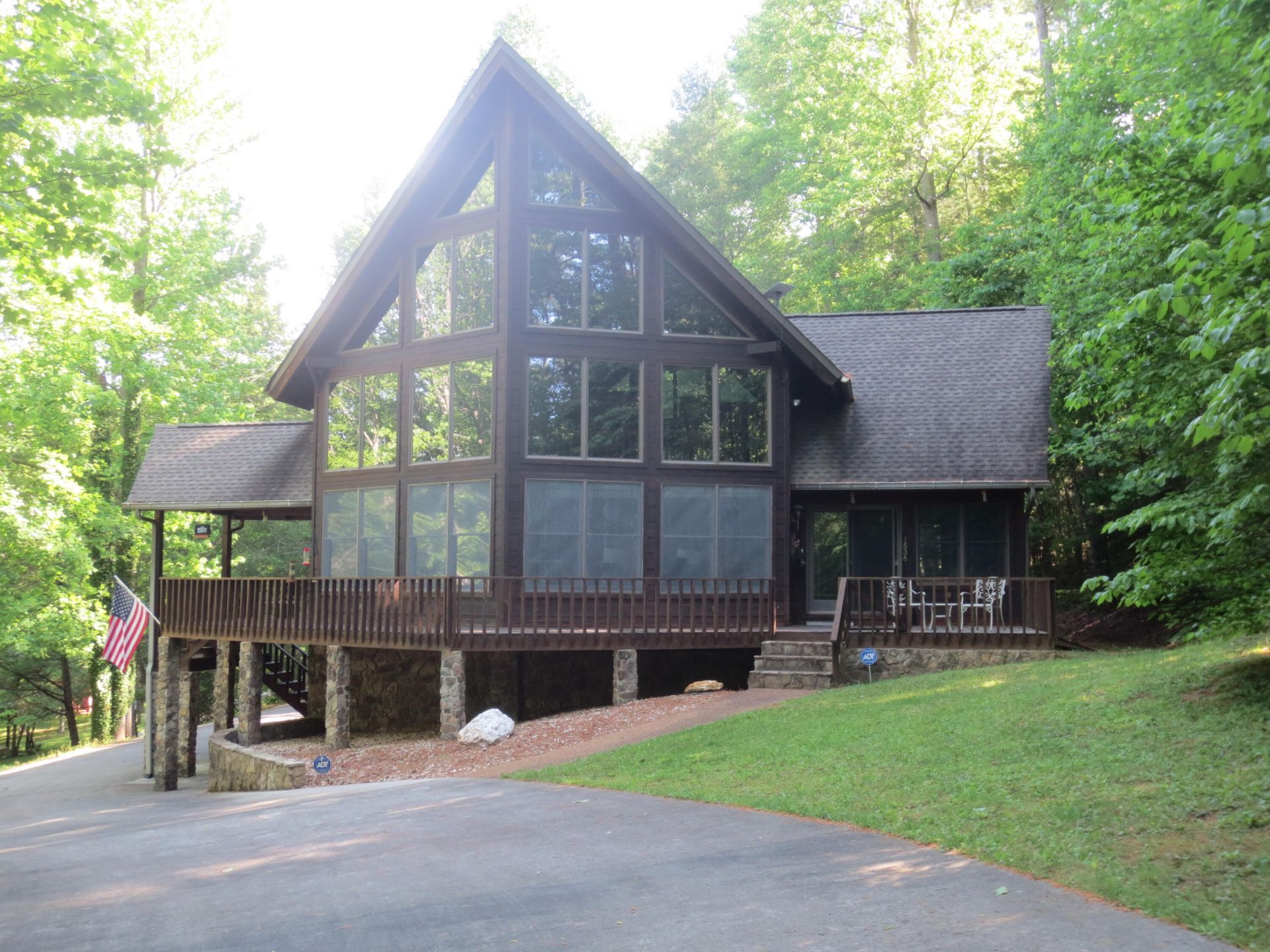 1536 Turkey Creek Road Tellico Plains, TN 37385