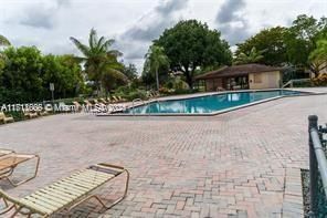 13455 SW 9th Ct, Unit 113J, Pembroke Pines, FL 33027 Photo