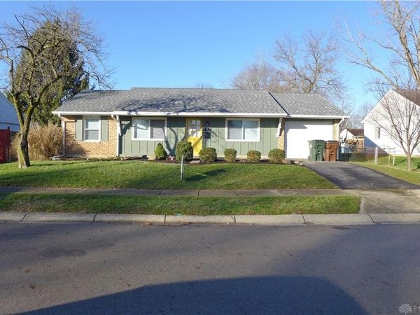 907 White Pine Street, New Carlisle, OH 45344