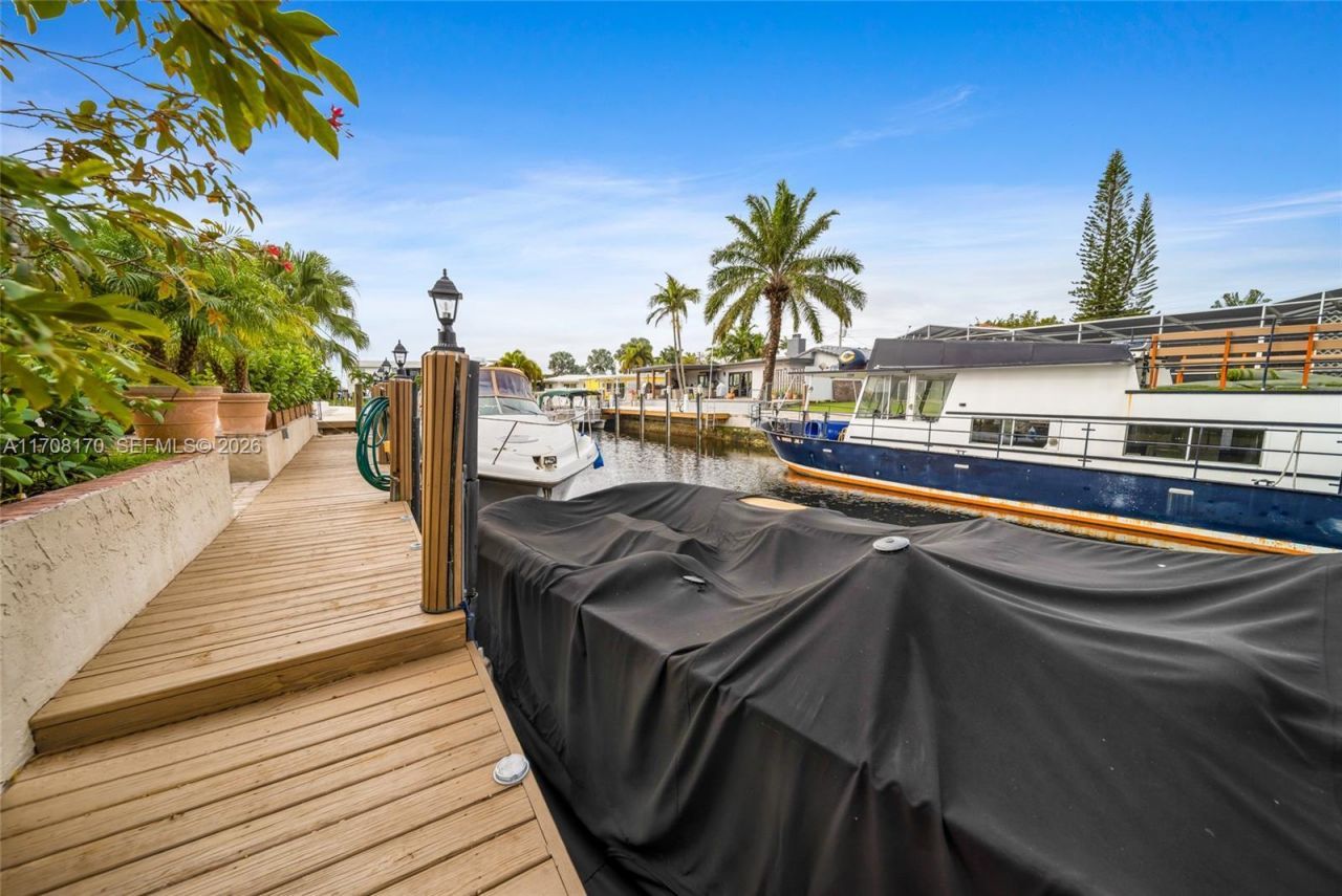 2031 SW 22nd Ave, Fort Lauderdale, FL 33312 Photo