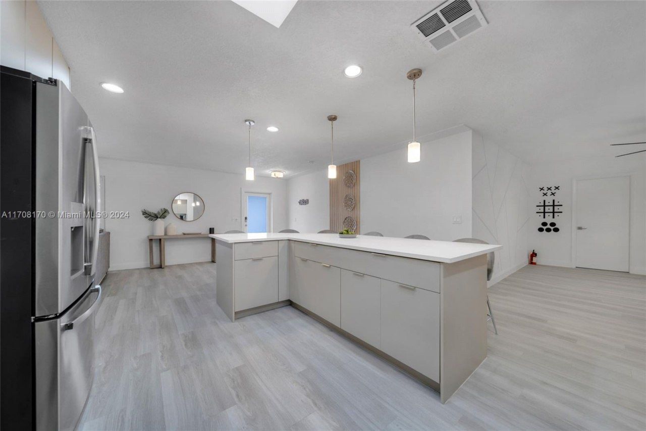 2031 SW 22nd Ave, Fort Lauderdale, FL 33312 Photo