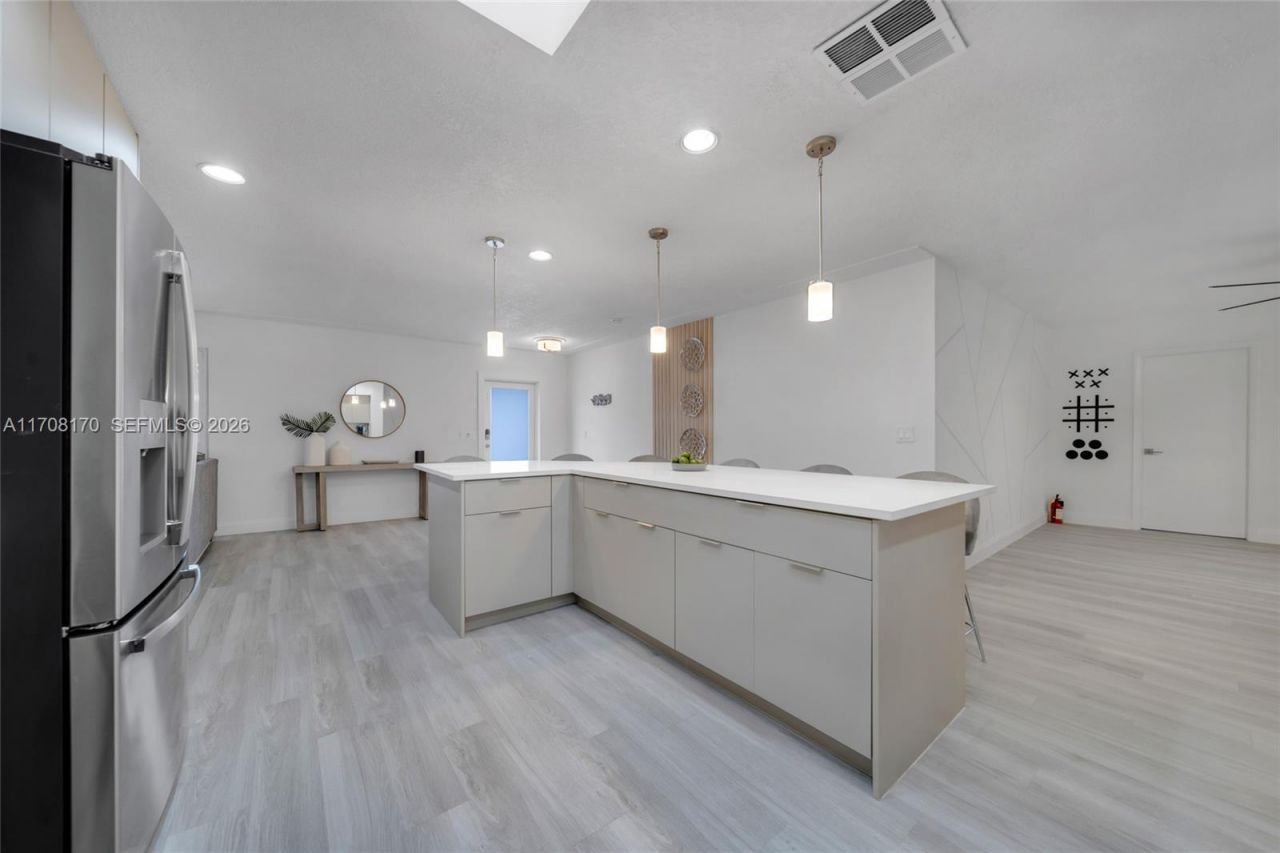 2031 SW 22nd Ave, Fort Lauderdale, FL 33312 Photo