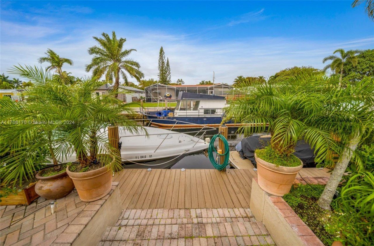 2031 SW 22nd Ave, Fort Lauderdale, FL 33312 Photo