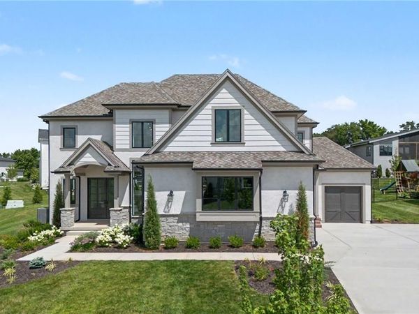 17021 King Street, Overland Park, KS 66221