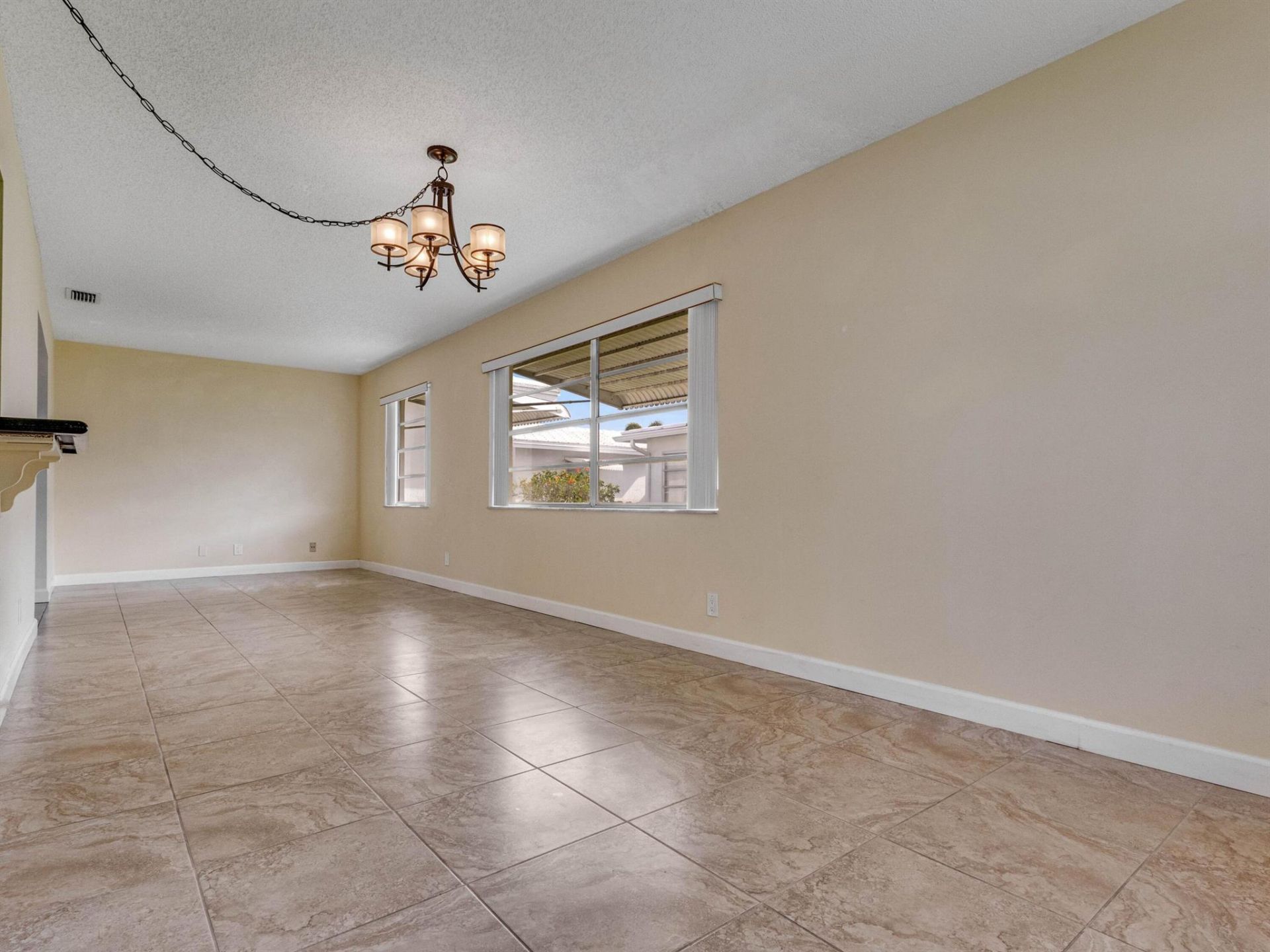 2016 SW Golf Lane, Boynton Beach, FL 33426 Photo