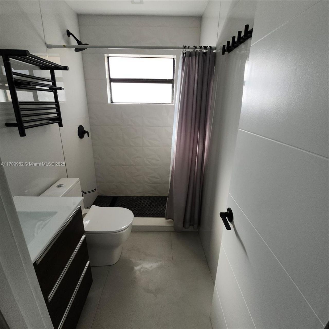 10865 NW 7th St, Unit 24-21, Miami, FL 33172 Photo