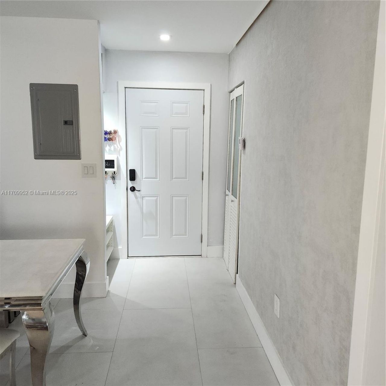 10865 NW 7th St, Unit 24-21, Miami, FL 33172 Photo