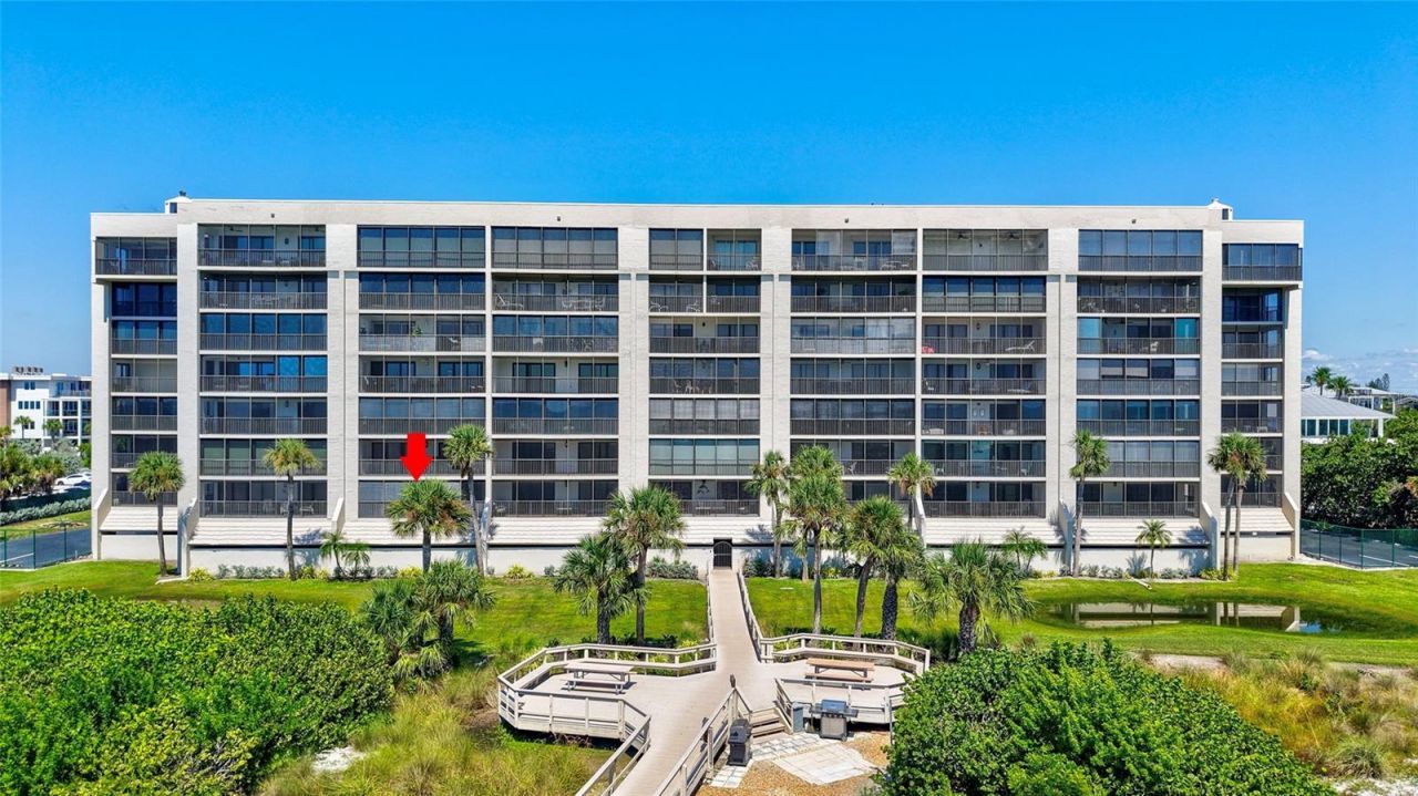 420 Beach Road, Unit 203, Sarasota, FL 34242 Photo