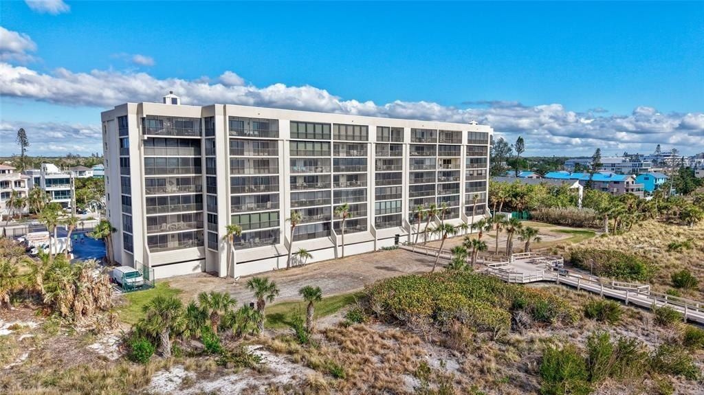 420 Beach Road, Unit 203, Sarasota, FL 34242 Photo