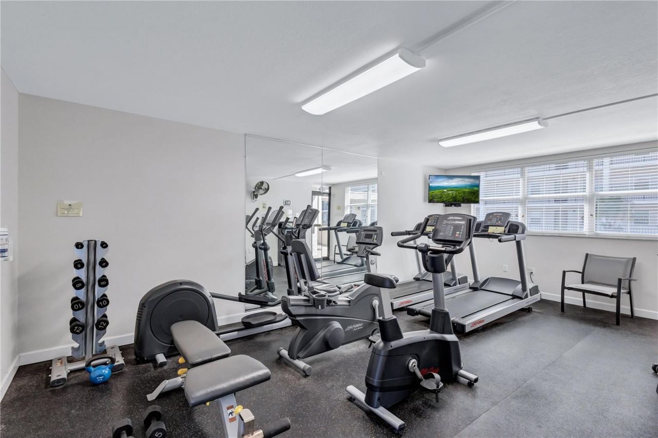 420 Beach Road, Unit 203, Sarasota, FL 34242 Photo