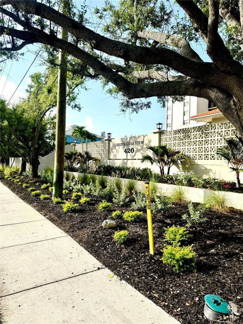 420 Beach Road, Unit 203, Sarasota, FL 34242 Photo