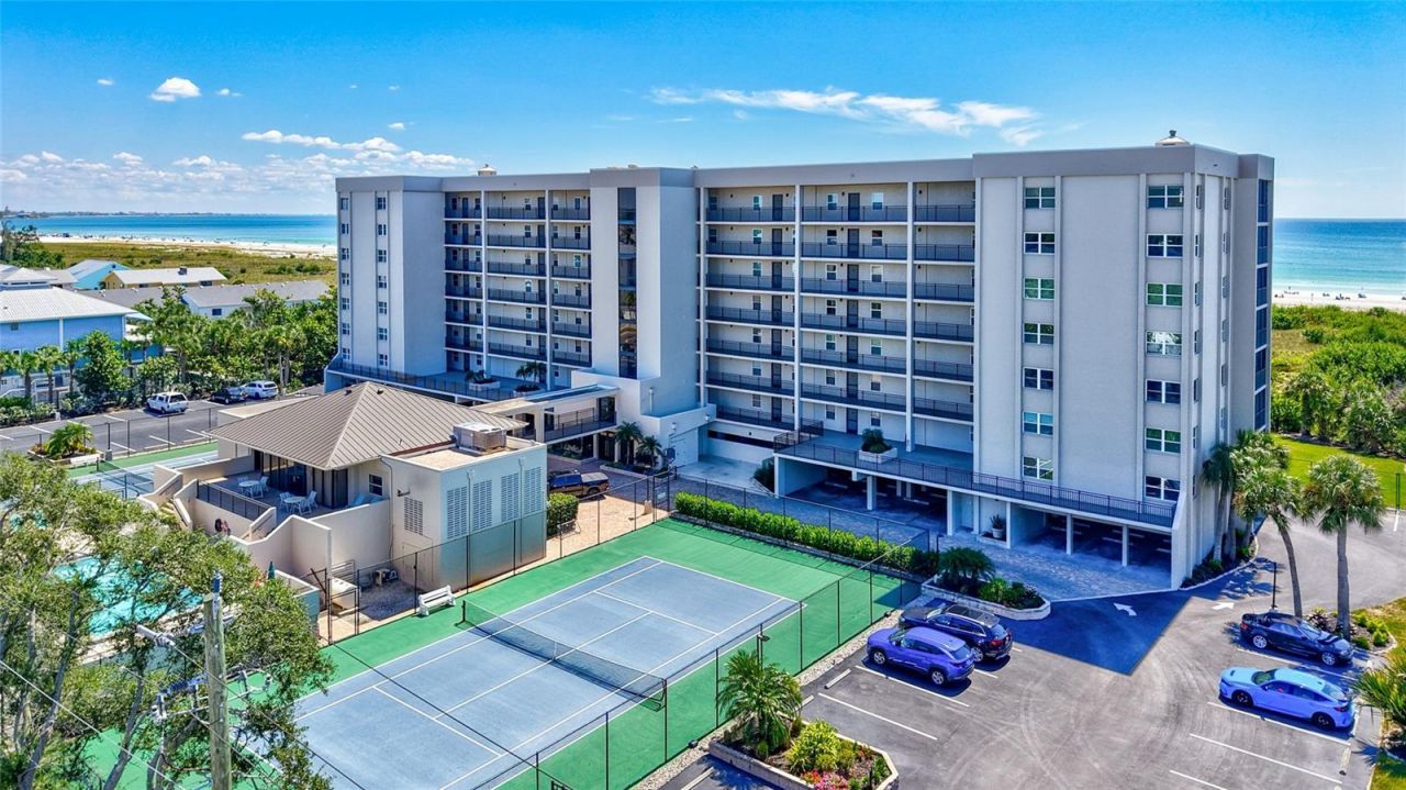 420 Beach Road, Unit 203, Sarasota, FL 34242 Photo