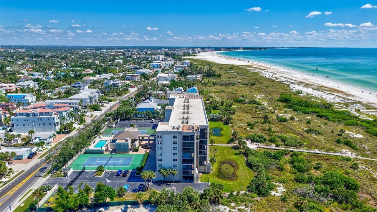 420 Beach Road, Unit 203, Sarasota, FL 34242 Photo