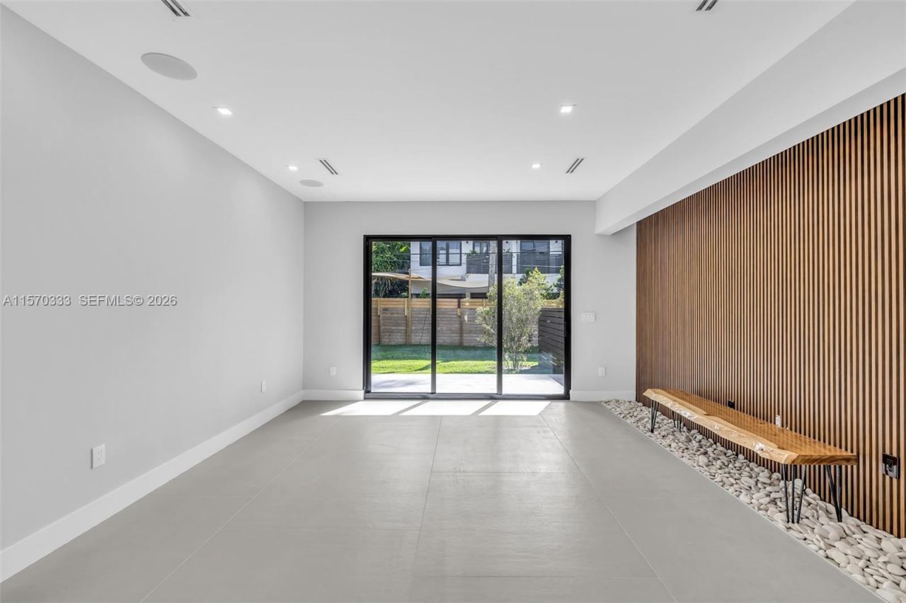 808 SW 9th St, Unit 808-A, Fort Lauderdale, FL 33315 Photo