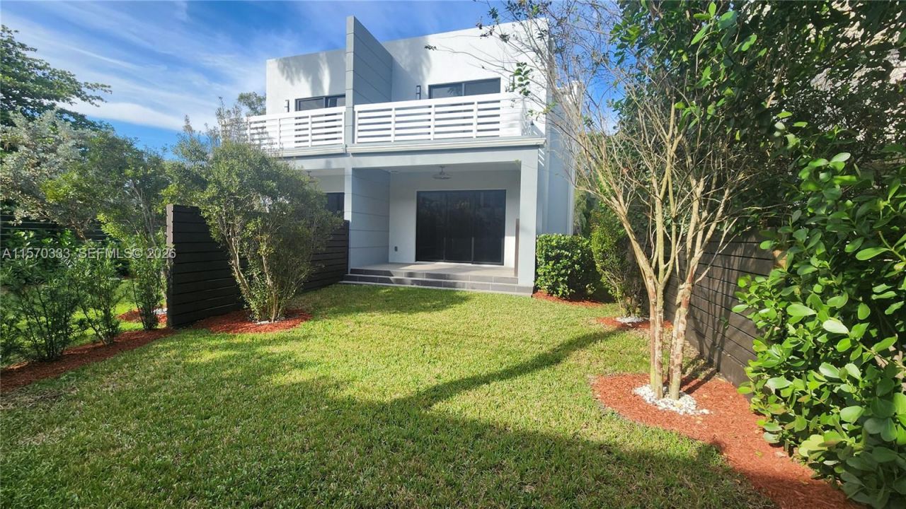 808 SW 9th St, Unit 808-A, Fort Lauderdale, FL 33315 Photo