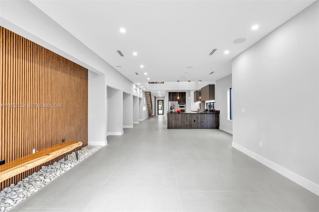 808 SW 9th St, Unit 808-A, Fort Lauderdale, FL 33315 Photo