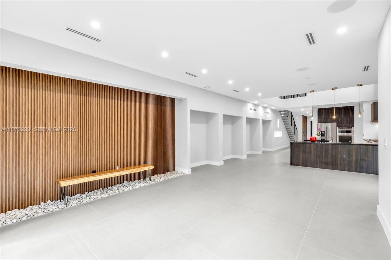 808 SW 9th St, Unit 808-A, Fort Lauderdale, FL 33315 Photo