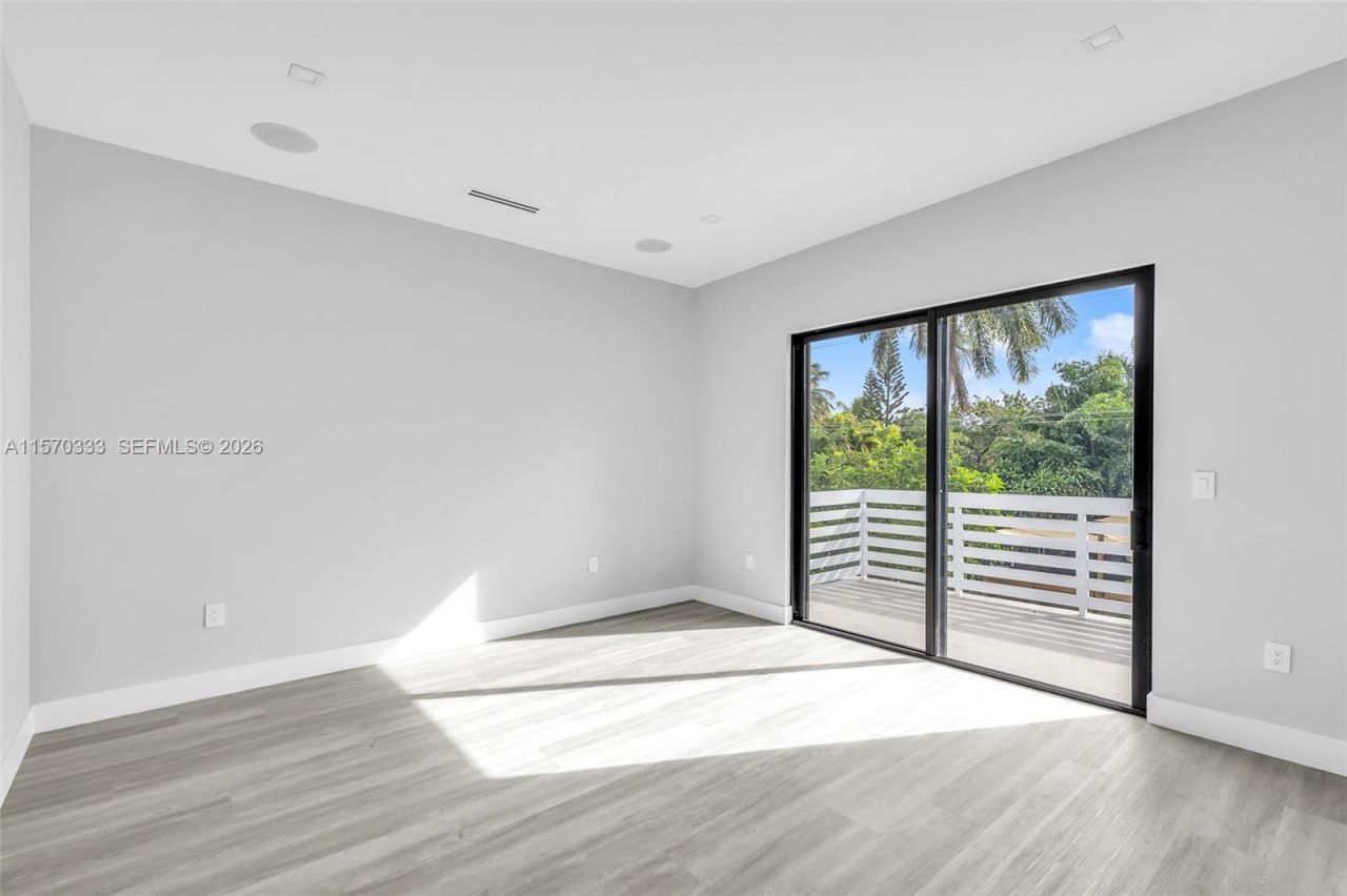 808 SW 9th St, Unit 808-A, Fort Lauderdale, FL 33315 Photo