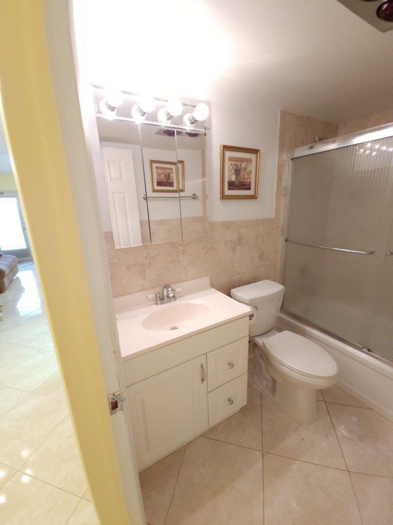 66 Cambridge C, Unit 66, West Palm Beach, FL 33417 Photo