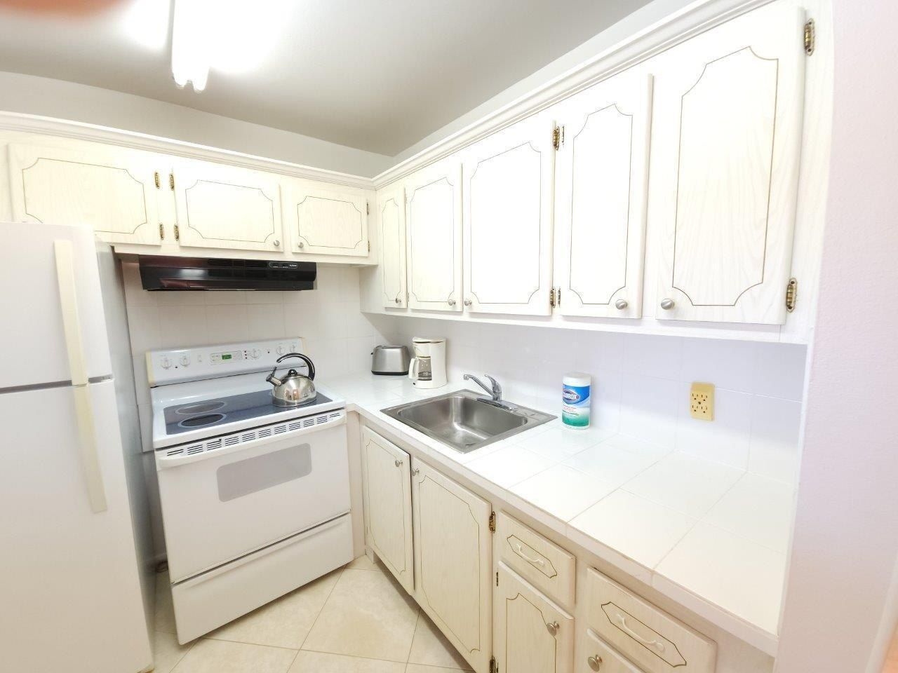 66 Cambridge C, Unit 66, West Palm Beach, FL 33417 Photo