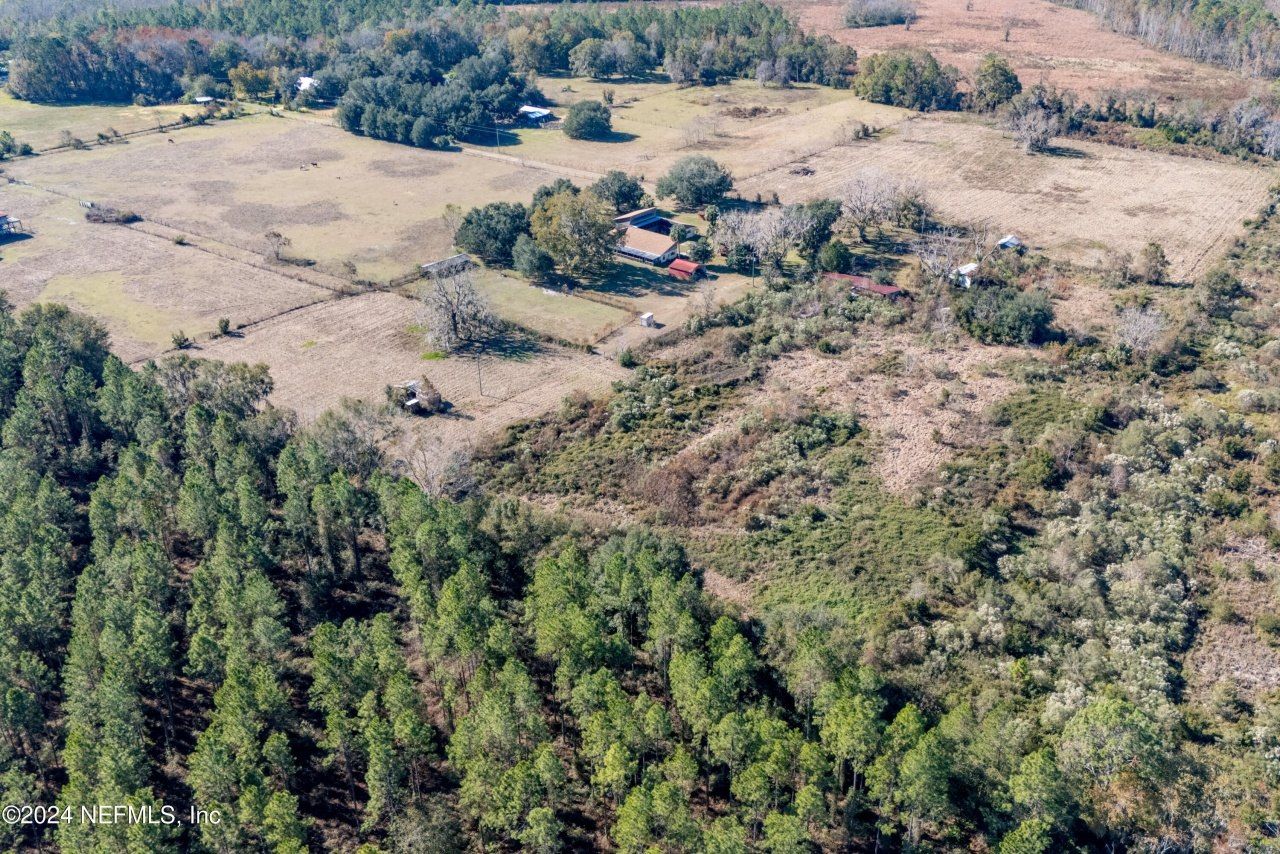 11289 SW 85th Avenue, Hampton, FL 32044 Photo