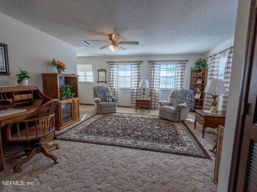 Property Image 100