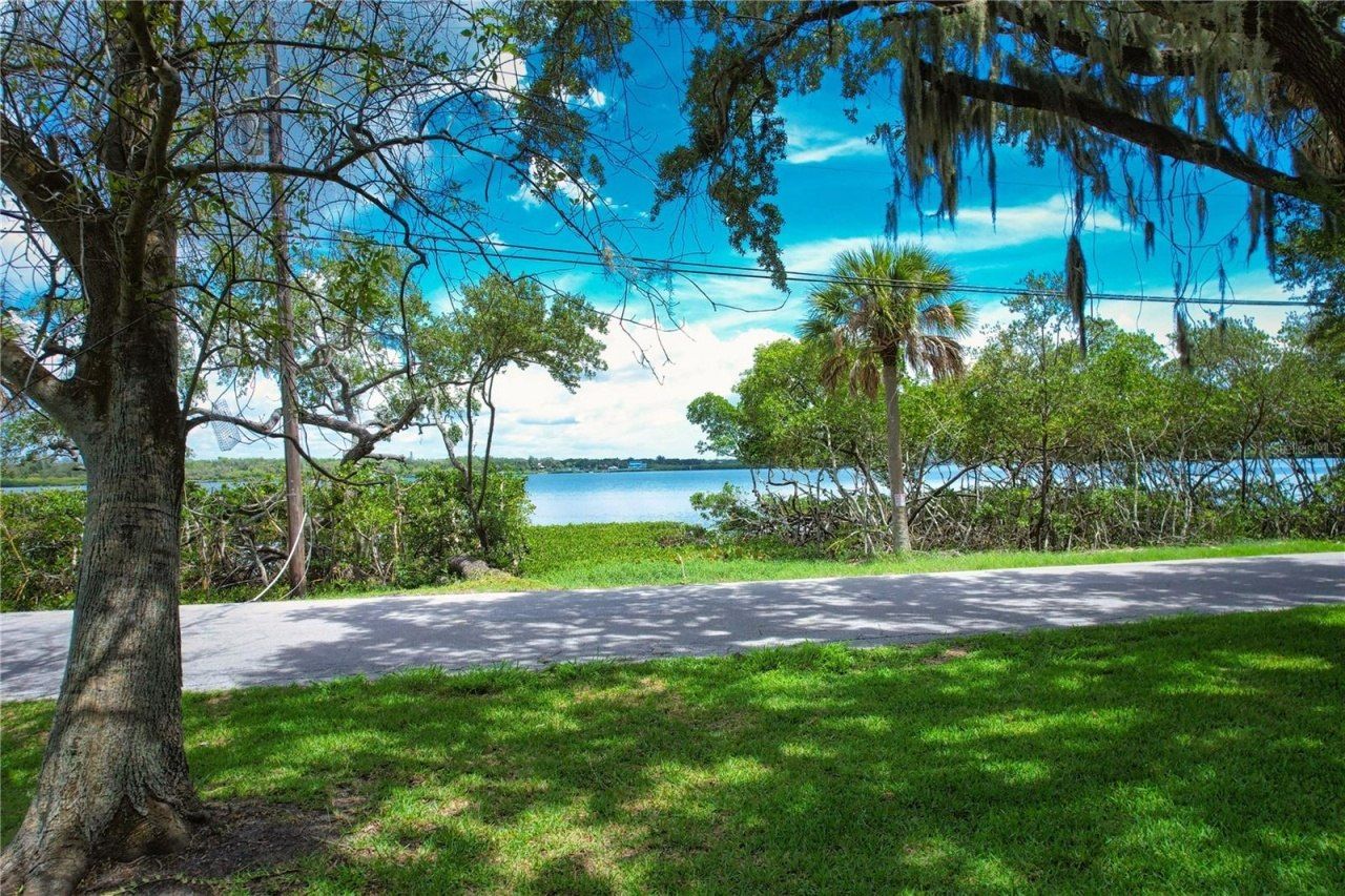 160 Bayshore Drive, Terra Ceia, FL 34250 Photo