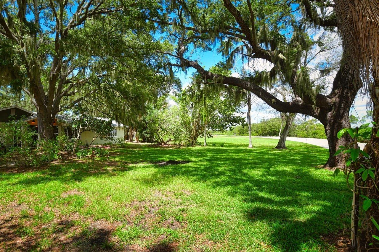 160 Bayshore Drive, Terra Ceia, FL 34250 Photo