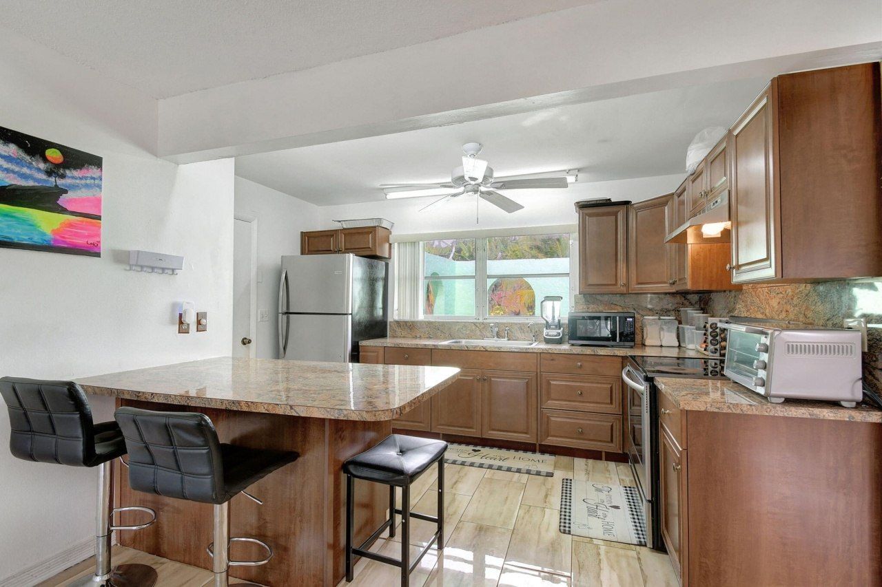 702 SW 23rd Terrace, Boynton Beach, FL 33435 Photo