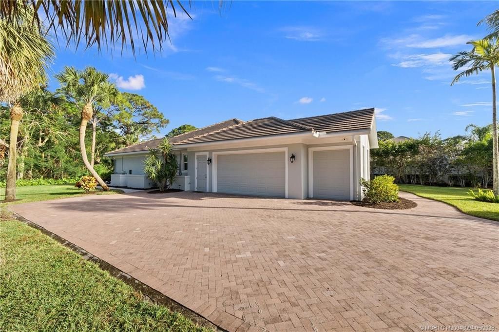 1680 SE Cypress Glen Way, Stuart, FL 34997 Photo