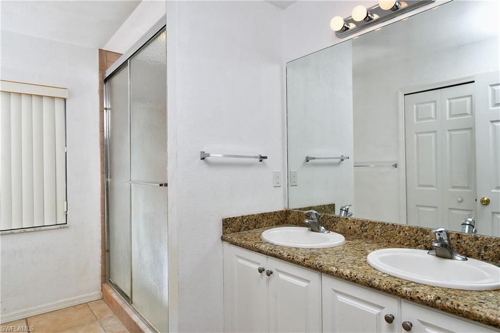 2 E Greens Cir, Lehigh Acres, FL 33936 Photo