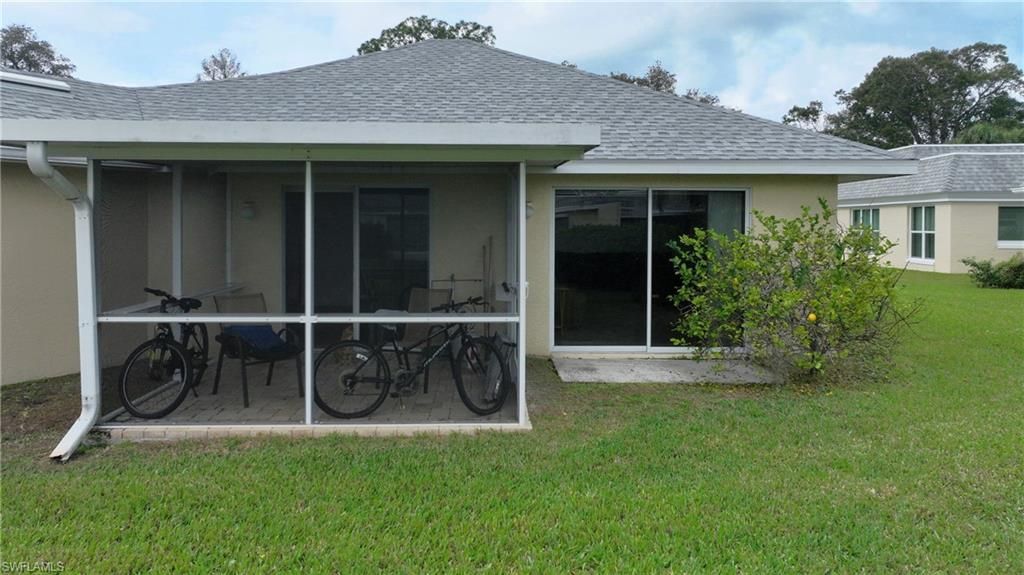 2 E Greens Cir, Lehigh Acres, FL 33936 Photo