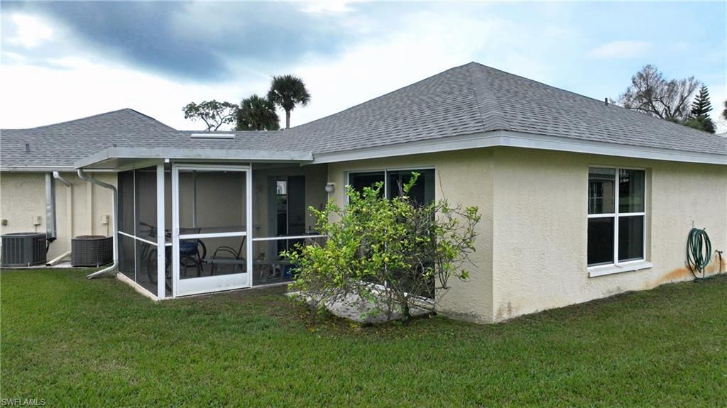 2 E Greens Cir, Lehigh Acres, FL 33936 Photo