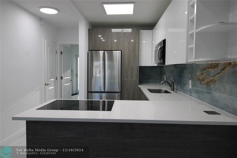 600 Layne Boulevard, Unit 119, Hallandale Beach, FL 33009 Photo