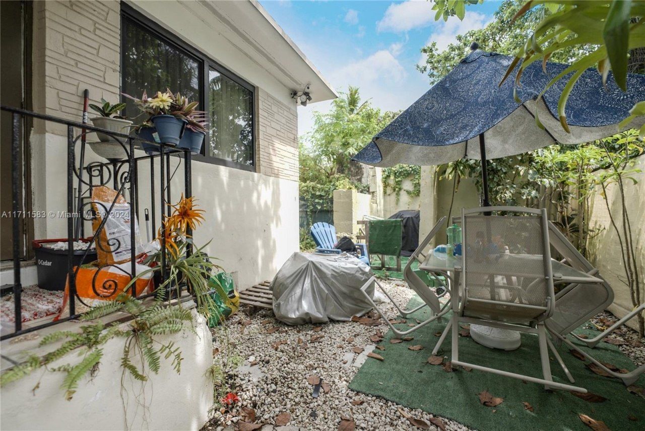 175 NW 68th St, Miami, FL 33150 Photo