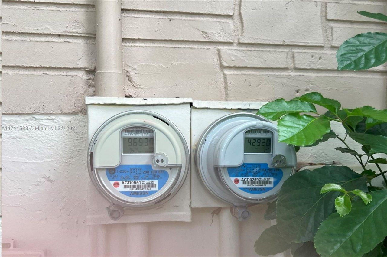 175 NW 68th St, Miami, FL 33150 Photo