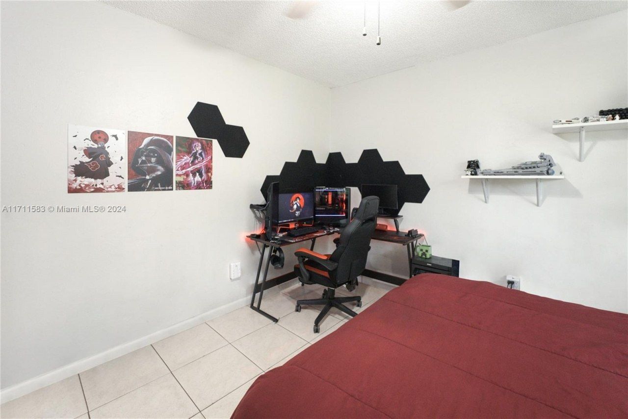 175 NW 68th St, Miami, FL 33150 Photo