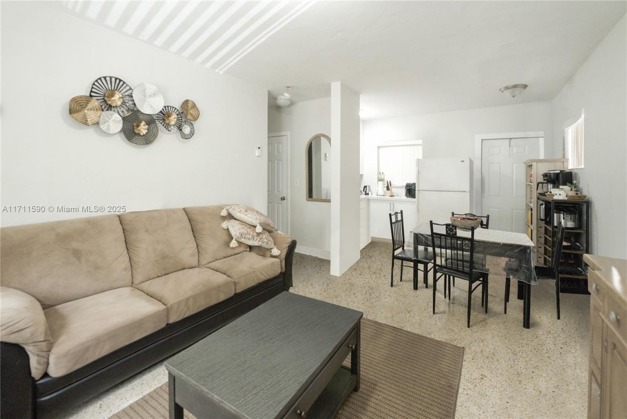 5520 NE 1st Ct, Miami, FL 33137 Photo