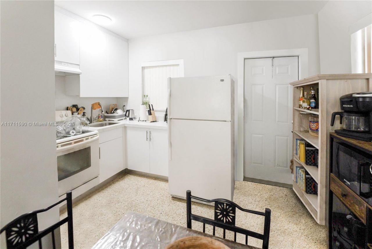 5520 NE 1st Ct, Miami, FL 33137 Photo