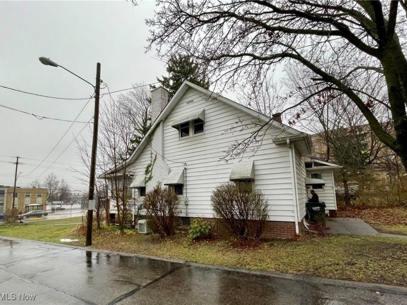 21950 Euclid Avenue, Euclid, OH 44117 Photo 26