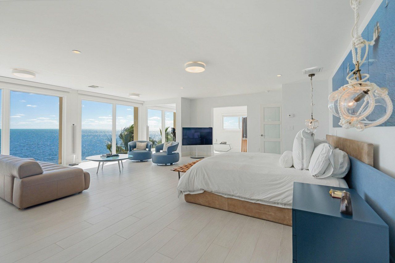 30 Ocean Front Drive, Key Largo, FL 33037 Photo