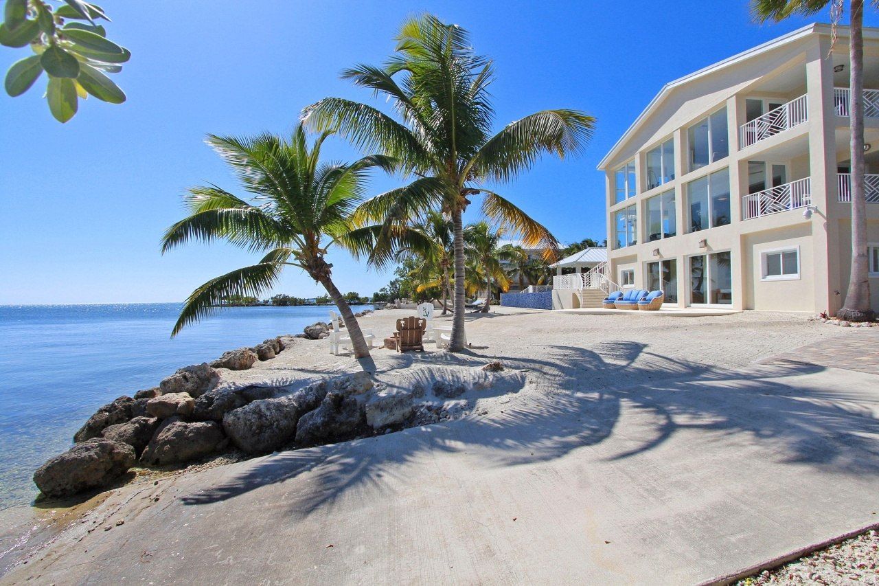 30 Ocean Front Drive, Key Largo, FL 33037 Photo